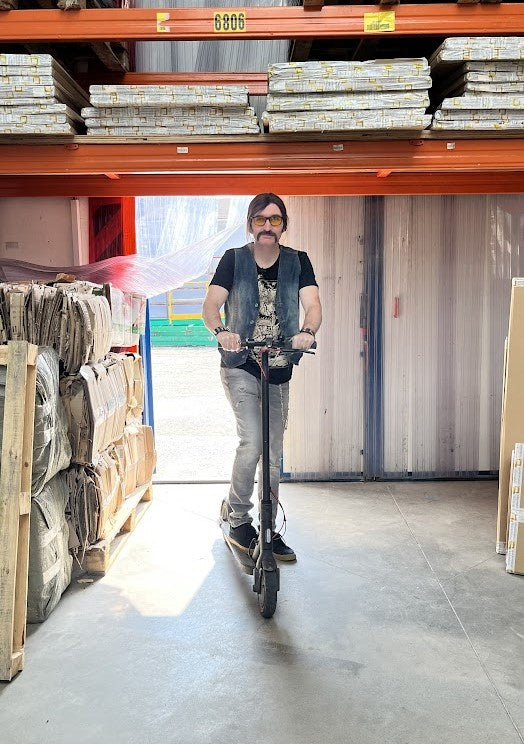 Der Undercover Boss Vali hat es wortwörtlich übertrieben. Wie ist er mit der Arbeit bei ARTMIE zurechtgekommen?