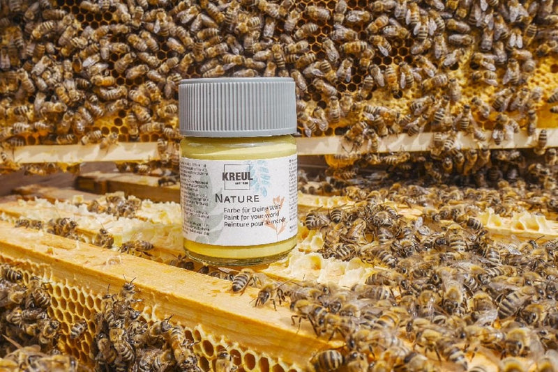 Monatsfarbe April: Wachsgelb | 2022