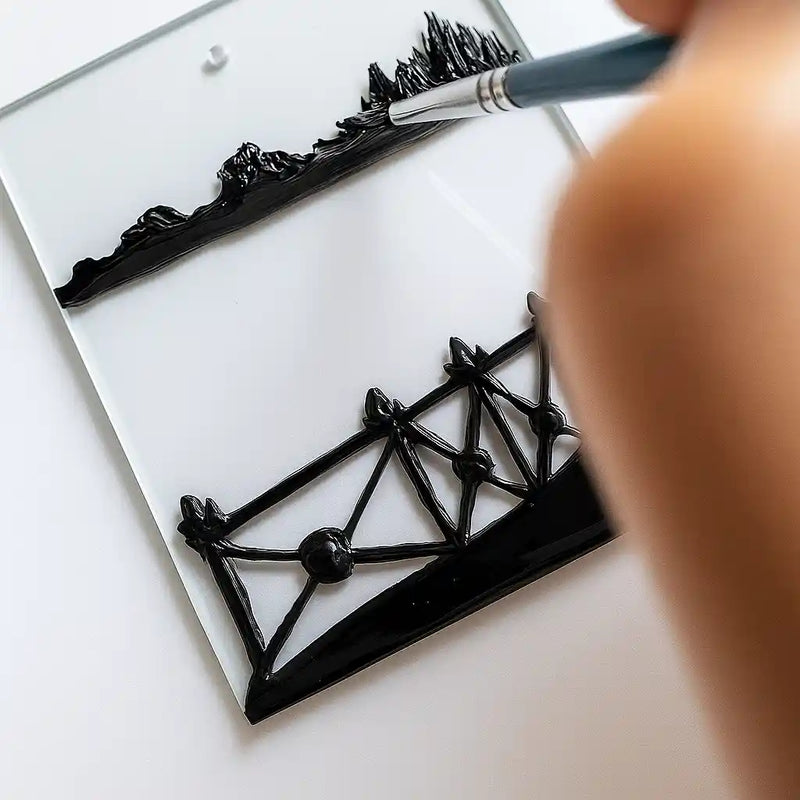 Kreiere bezaubernde 3D-Effekte mit Schablonenmalerei auf Glas