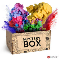 ARTMIE Kunst Mystery Box — Überraschungsbox mit Kunstzubehör und Accessoires als Geschenk für Kreative.