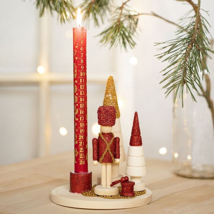 Holzfigur zum Dekorieren - Nussknacker 18 cm — Bild 9