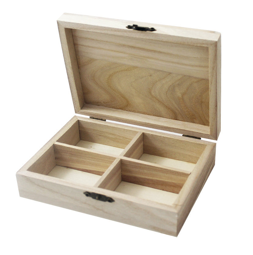 Holzkästchen mit 4 Fächern 14 x 10 x 3,5 cm – Vollständige Oberseite