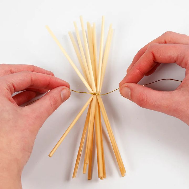 Mini-Kreativset Strohschneeflocken — Bild 11
