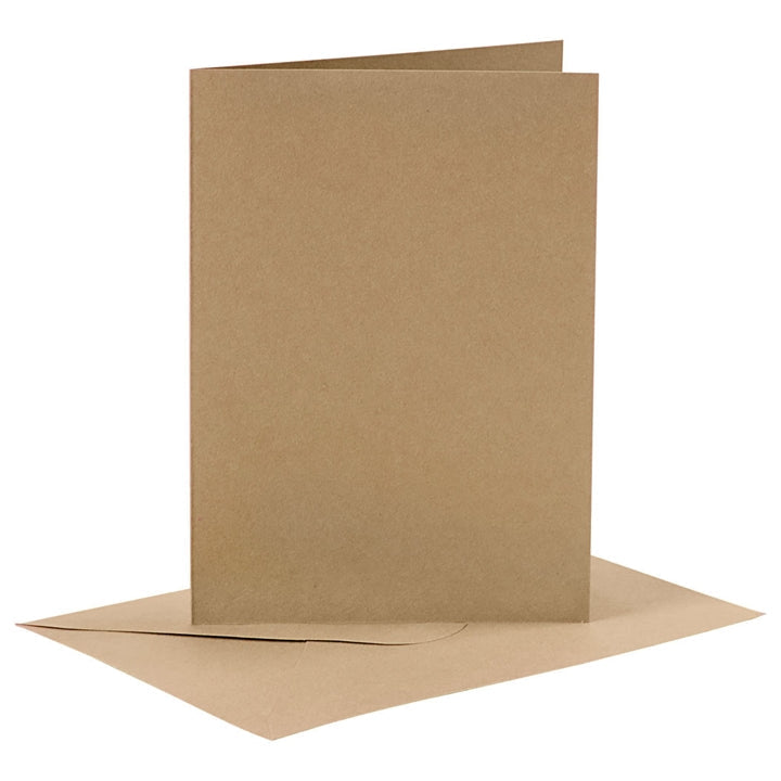 Nahaufnahme einer Klappkarte im Format 10,5 x 15 cm mit passendem Briefumschlag