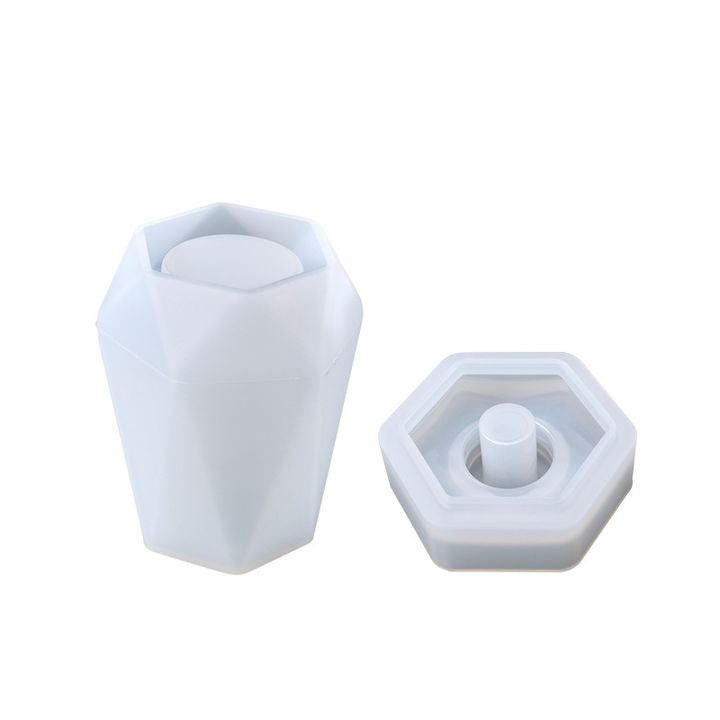 Silikon-Gussform für einen sechseckigen Seifenspender aus flexiblem Material für Epoxidharz, Gips oder Wachs.